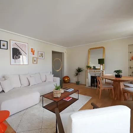 شقة Bright Near The Champs-elysees باريس